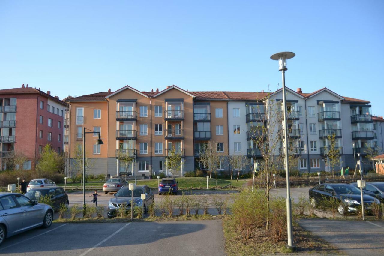 Galaxy Apartments Airport Vantaa Bagian luar foto